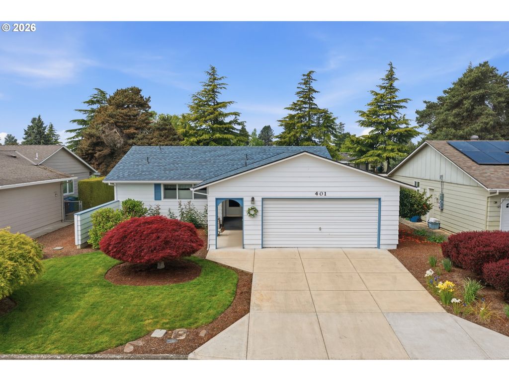 401 S CASCADE Dr, Woodburn, OR 97071