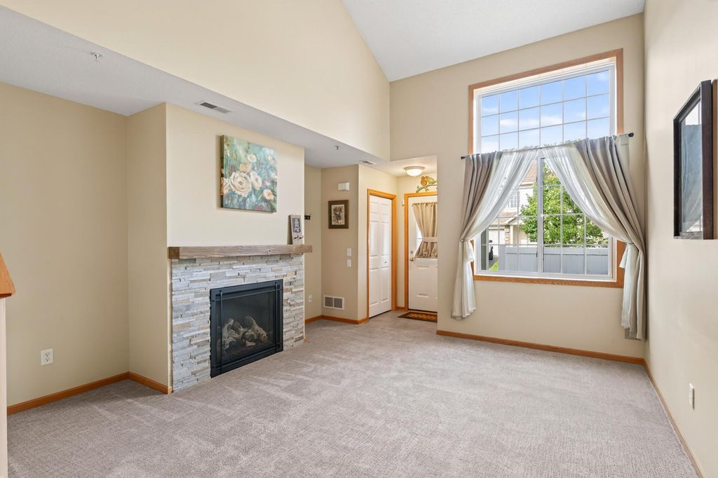 6421 Lakota Trail, Lino Lakes, MN 55014 — photo 2