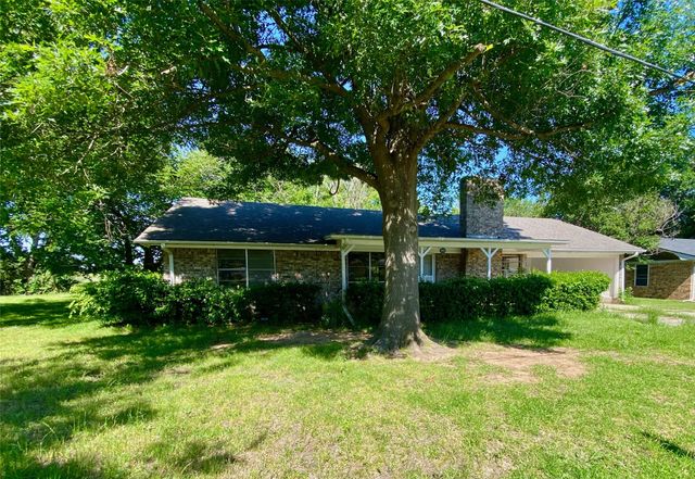 800 Carver Street, Whitesboro, TX 76273