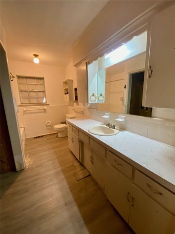 800 Carver Street, Whitesboro, TX 76273