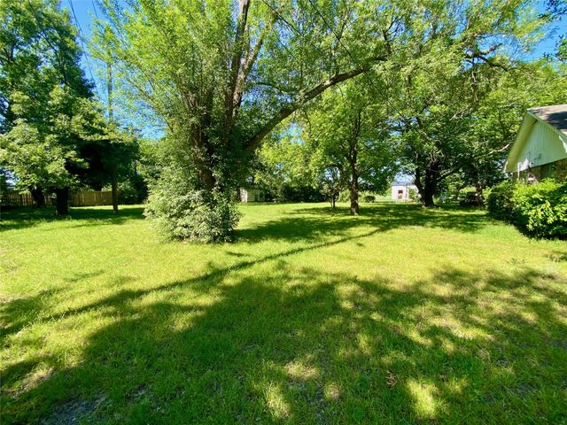 800 Carver Street, Whitesboro, TX 76273