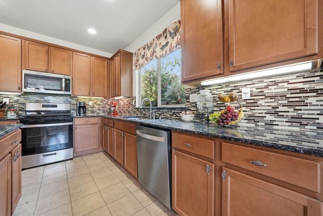 4740 Spyglass Dr, Ione, CA 95640