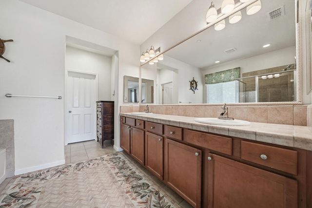 4740 Spyglass Dr, Ione, CA 95640