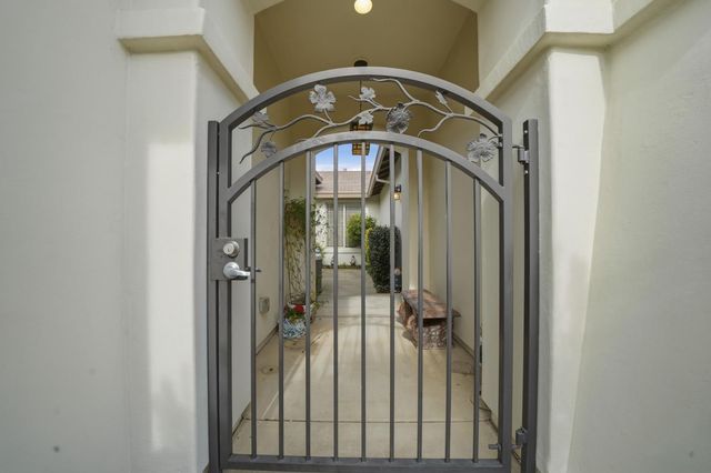 4740 Spyglass Dr, Ione, CA 95640