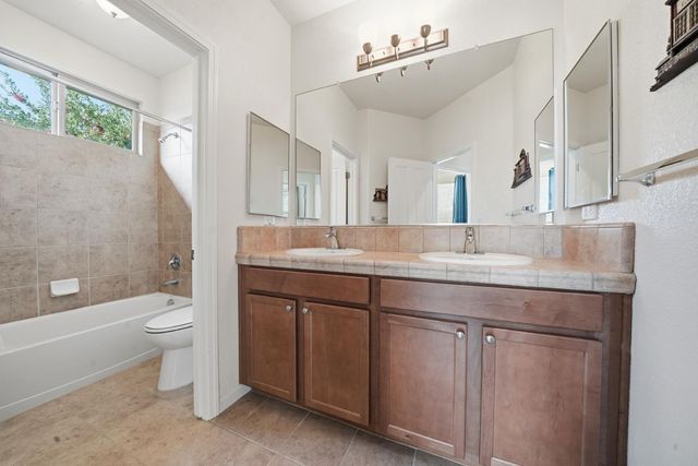 4740 Spyglass Dr, Ione, CA 95640