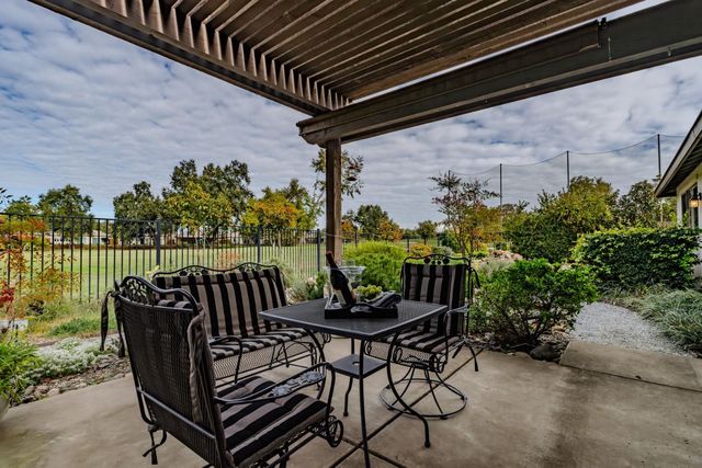 4740 Spyglass Dr, Ione, CA 95640