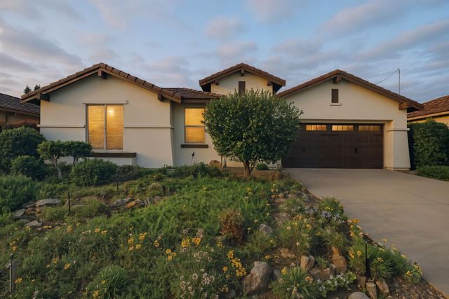 4740 Spyglass Dr, Ione, CA 95640