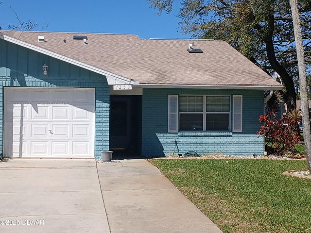 1253 Harbour Point Drive, Port Orange, FL 32127