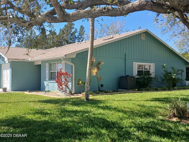 1253 Harbour Point Drive, Port Orange, FL 32127