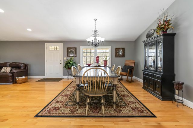 1810 Aderholt Road, Bronston, KY 42518