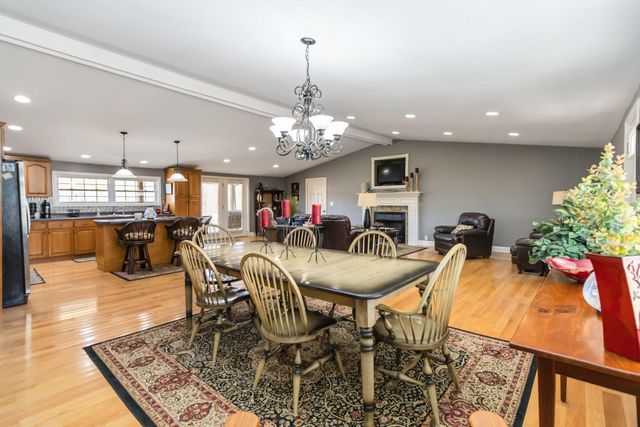 1810 Aderholt Road, Bronston, KY 42518