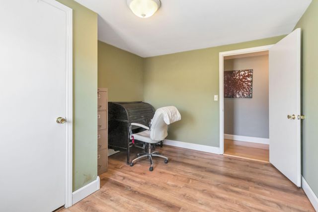 1810 Aderholt Road, Bronston, KY 42518