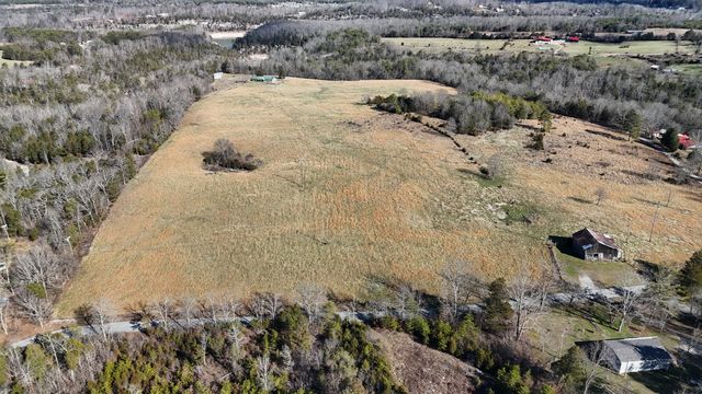 1810 Aderholt Road, Bronston, KY 42518