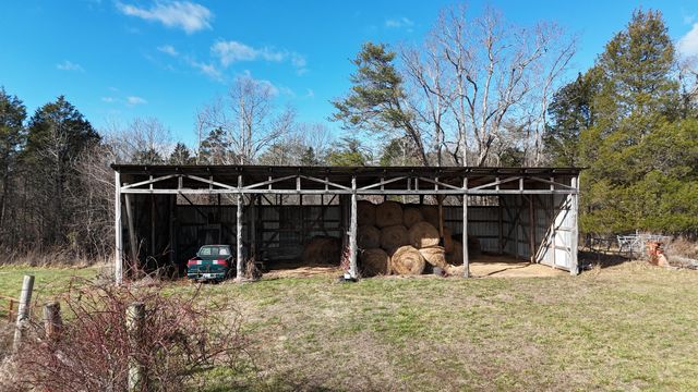 1810 Aderholt Road, Bronston, KY 42518