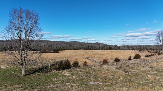 1810 Aderholt Road, Bronston, KY 42518