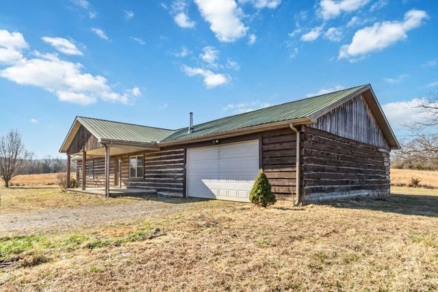 1810 Aderholt Road, Bronston, KY 42518