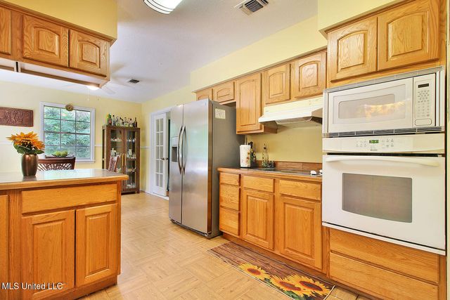 11380 County Farm Road, Gulfport, MS 39503