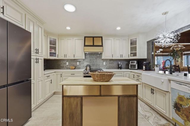 2044 Patricia Street, Oxnard, CA 93036