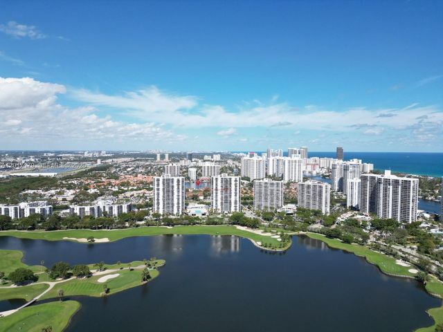 3675 N Country Club Dr 1906, Aventura, FL 33180