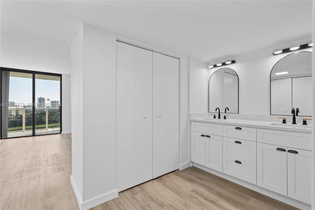 3675 N Country Club Dr 1906, Aventura, FL 33180