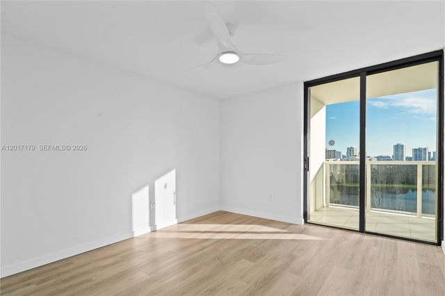 3675 N Country Club Dr 1906, Aventura, FL 33180