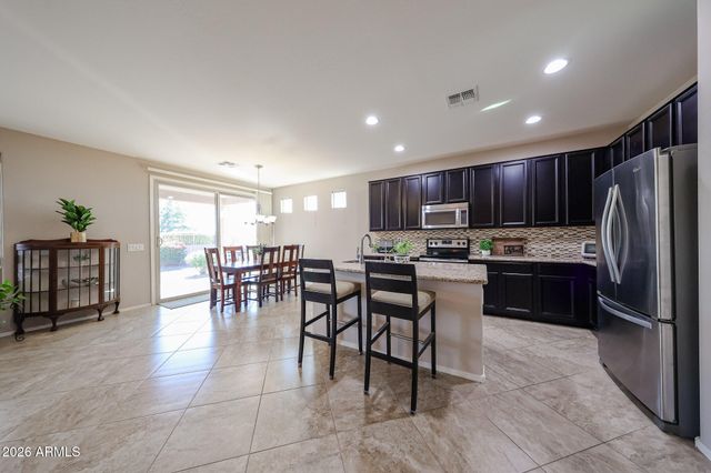 17555 W GLENHAVEN Drive, Goodyear, AZ 85338