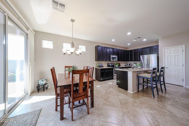 17555 W GLENHAVEN Drive, Goodyear, AZ 85338