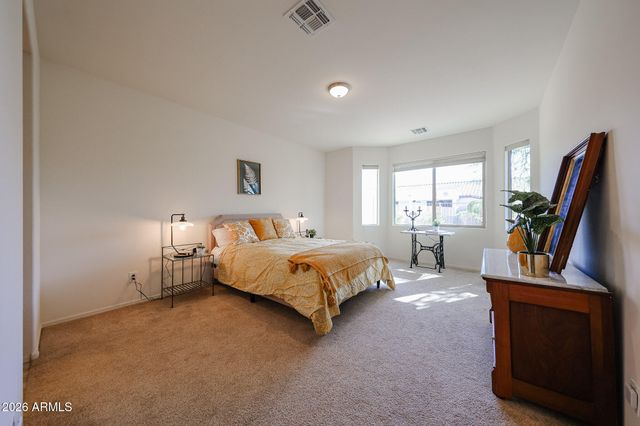 17555 W GLENHAVEN Drive, Goodyear, AZ 85338