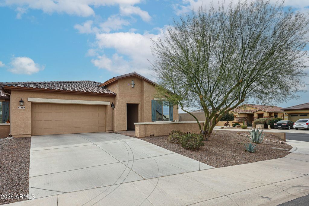 17555 W GLENHAVEN Drive, Goodyear, AZ 85338 — photo 3