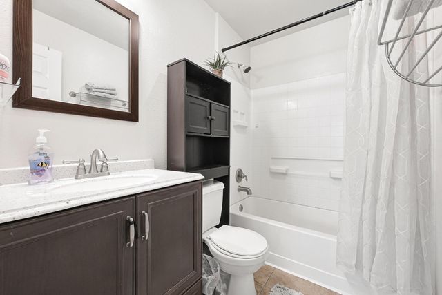 3902 Cary Creek Drive, Baytown, TX 77521
