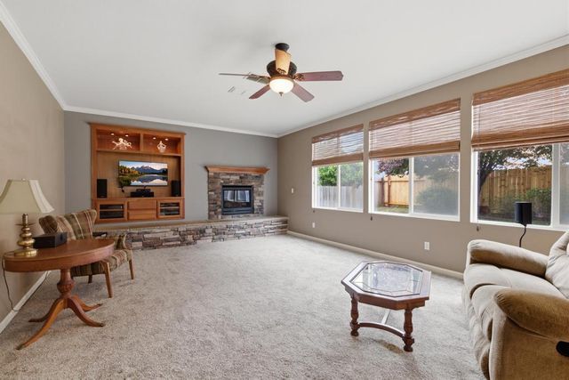 1891 River Bank Dr, Marysville, CA 95901