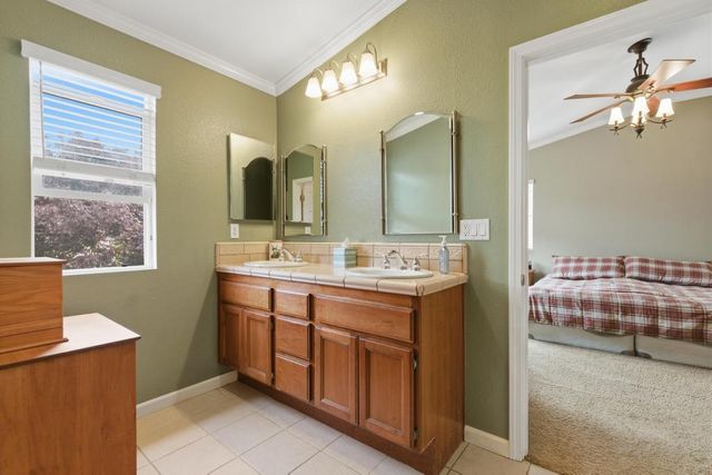 1891 River Bank Dr, Marysville, CA 95901