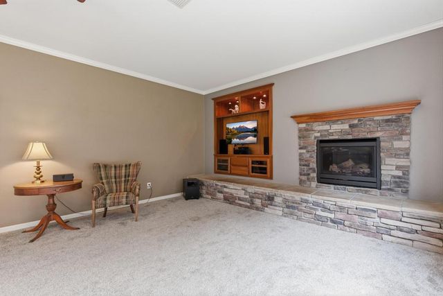 1891 River Bank Dr, Marysville, CA 95901