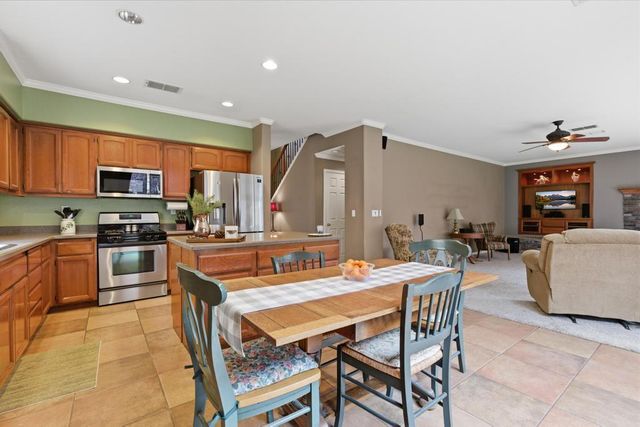 1891 River Bank Dr, Marysville, CA 95901