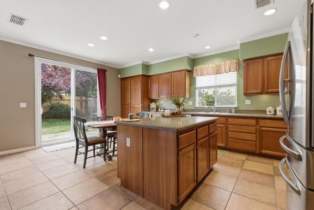 1891 River Bank Dr, Marysville, CA 95901