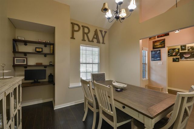 3218 Lake Stream Drive, Kingwood, TX 77339