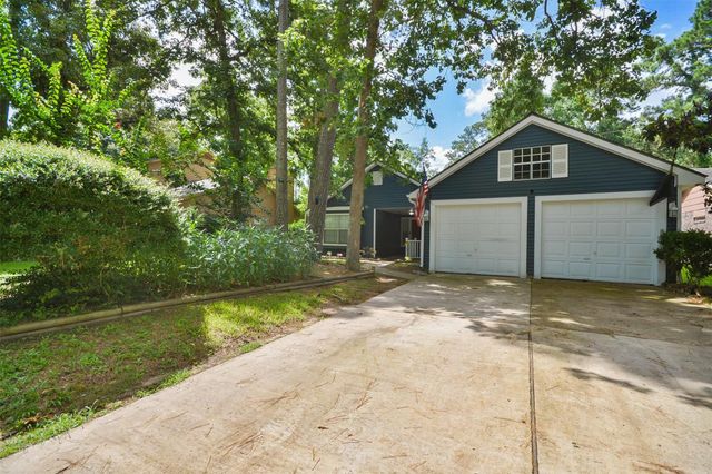 3218 Lake Stream Drive, Kingwood, TX 77339