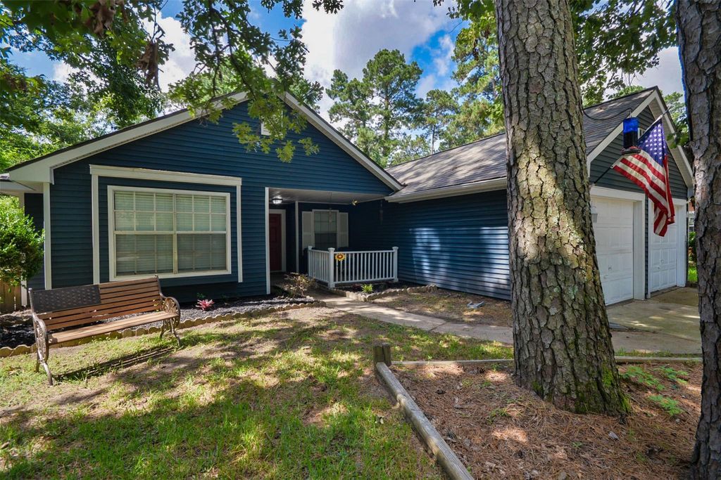 3218 Lake Stream Drive, Kingwood, TX 77339