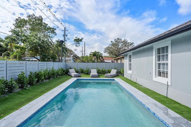 270 NW 41st St 0, Miami, FL 33127