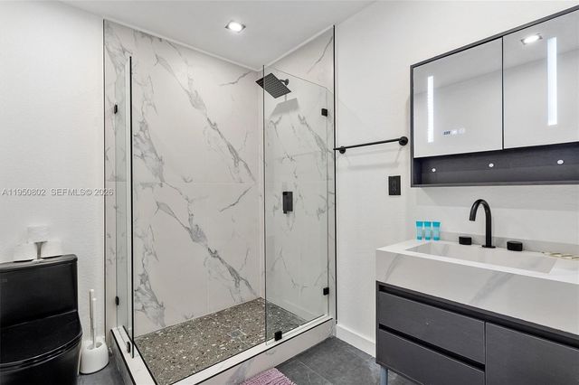 270 NW 41st St 0, Miami, FL 33127