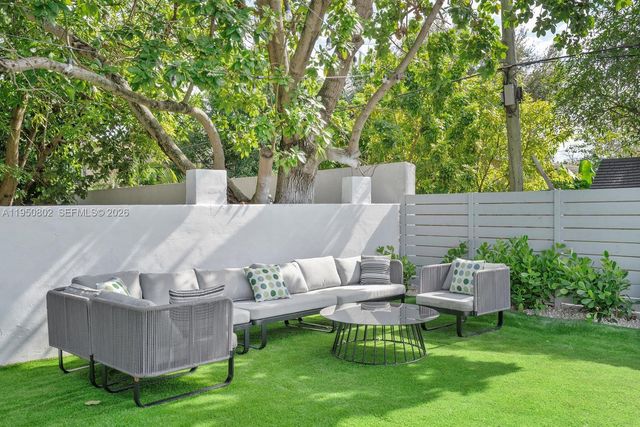 270 NW 41st St 0, Miami, FL 33127