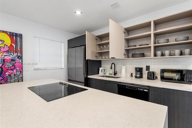 270 NW 41st St 0, Miami, FL 33127