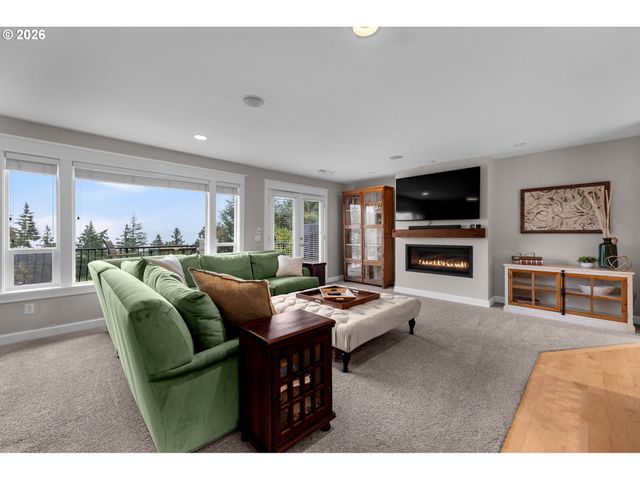 34517 Se LAWTON Rd, Washougal, WA 98671