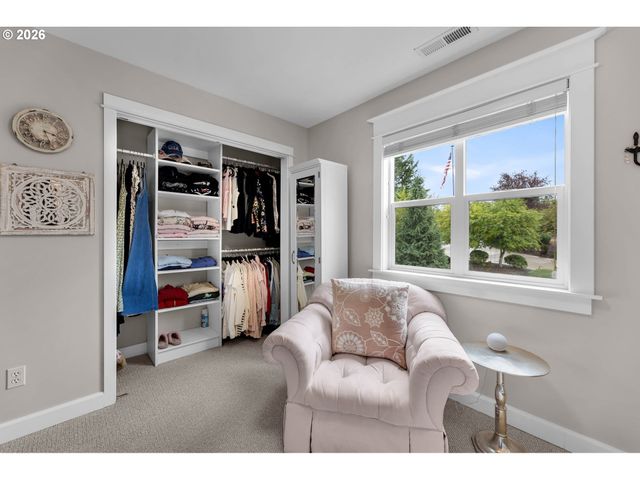 34517 Se LAWTON Rd, Washougal, WA 98671