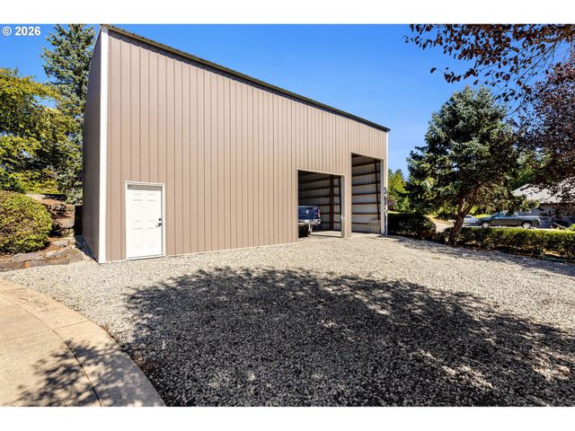 34517 Se LAWTON Rd, Washougal, WA 98671