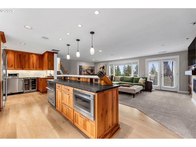 34517 Se LAWTON Rd, Washougal, WA 98671