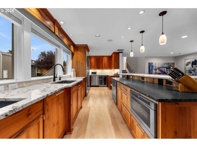 34517 Se LAWTON Rd, Washougal, WA 98671
