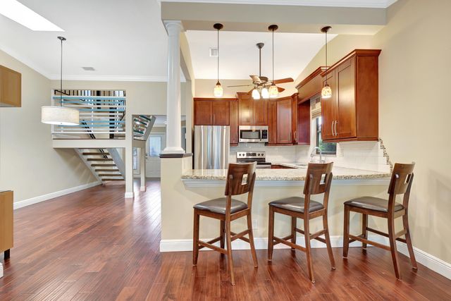 1003 Raintree Lane, Palm Beach Gardens, FL 33410