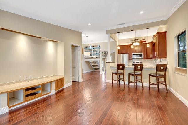 1003 Raintree Lane, Palm Beach Gardens, FL 33410