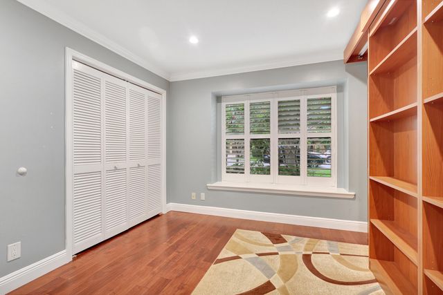 1003 Raintree Lane, Palm Beach Gardens, FL 33410